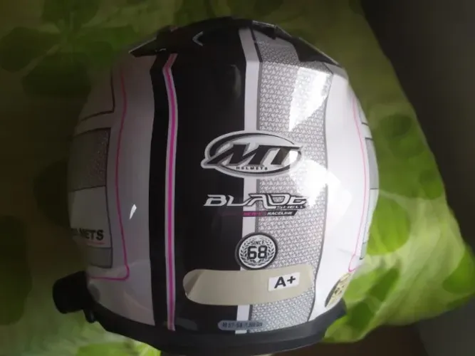 CAPACETE MT Helmets