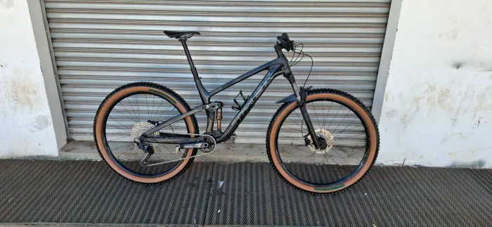 Bike trek top fuel " carbono" tamanho L