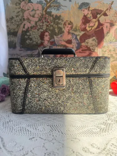 Frasqueira Necessaire anos 60 estilo maleta 30x19x17