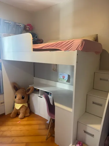 CAMA COM ESCRIVANINHA