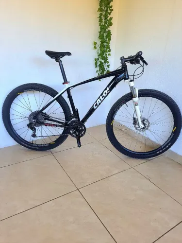 Bicicleta Aro 29 CALOI ELITE 30 Z - Freios Hidráulicos - 3x10v 