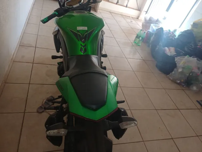 Vendo kavazaki z 1000