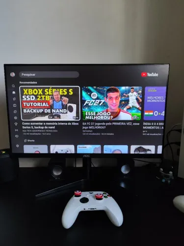 Monitor AOC