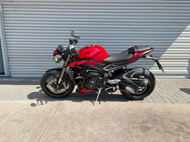 Street Triple 765 RS 2024
