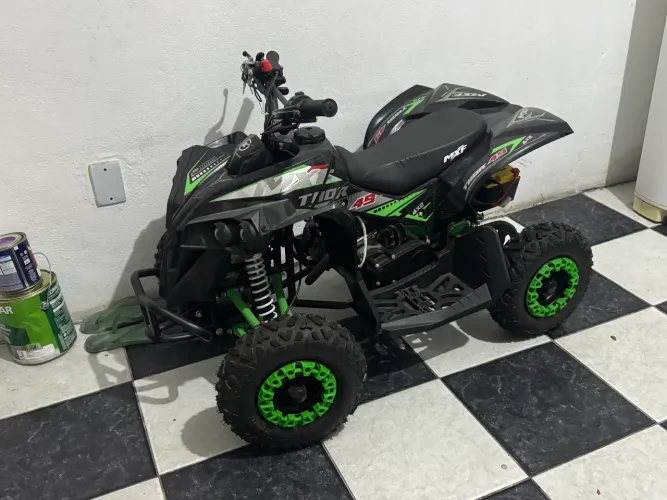 Quadriciclo 49Cc nunca utilizado 