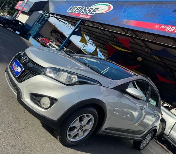 Hyundai HB20X Style 1.6 Flex 16V Mec. 2014