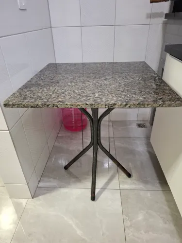 Mesa Granito para 4 lugares