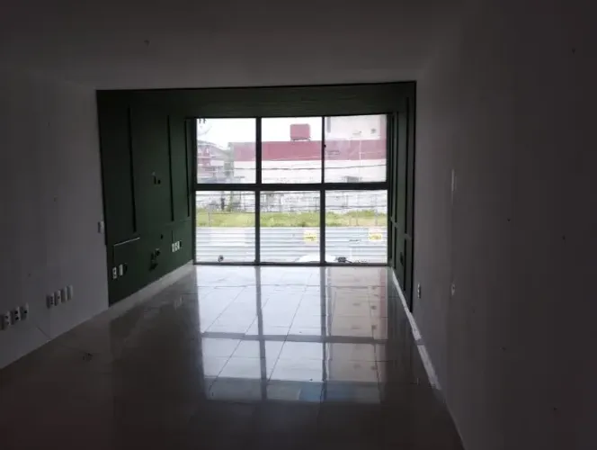 SALA ESQUINA AV. RUY CARNEIRO COM ESPERANÇA - DIRETO COM O PROPRIETÁRIO