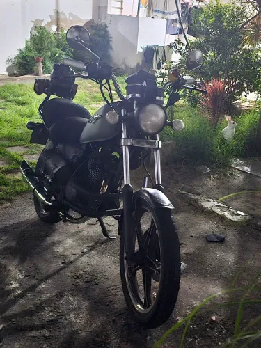 Suzuki intruder 125cc 