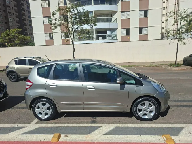 Honda Fit LX 1.4/ 1.4 Flex 8v/16v 5P Aut. 2012