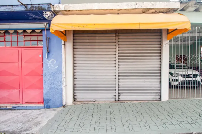 Loja na Rua Zuzarte Lopes, N. 4 35 m²