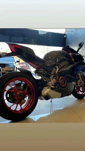 Ducati panigale v4s 2022 5mil km