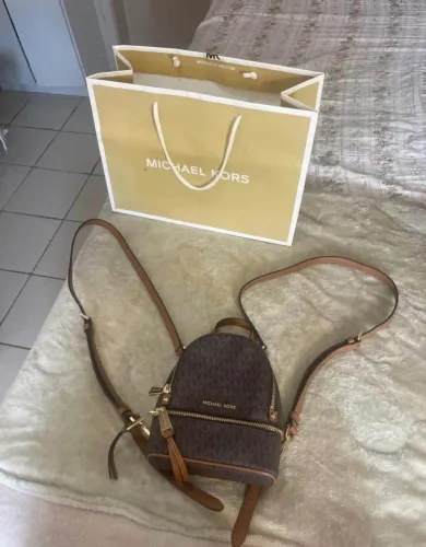 Mochila mini original michael Kors 