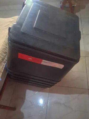 Baú de 170 litros +brinde a venda