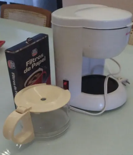 Cafeteira Arno.