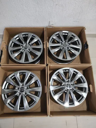 Rodas Originais Toyota Corolla Cross Aro 17 - 5x114