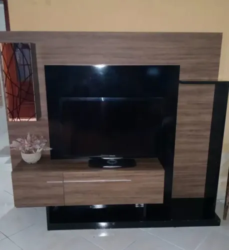 ESTANTE HOME