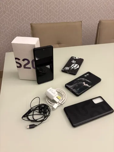 Samsung Galaxy S20 Fe 5g 128gb Azul Marinho Cor Azul-marinho
