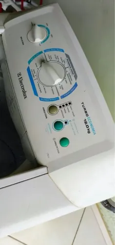 Máquina de lavar roupa Electrolux 12kg