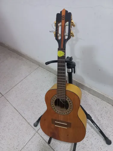 Cavavo DG Luthier Marfim com tampo em cedro 2024