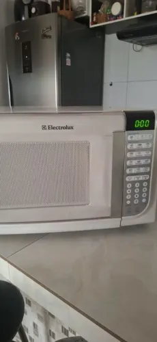 Micro-ondas Electrolux 31L