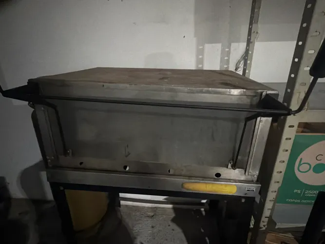 Vende se forno industrial