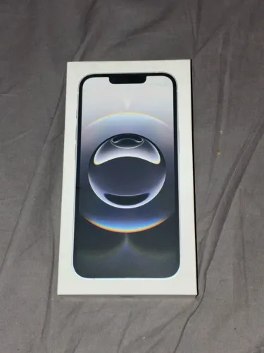 iPhone 16e