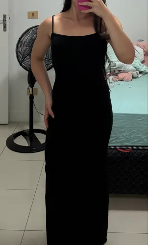 vestido longo com fenda lateral (tamanho P)
