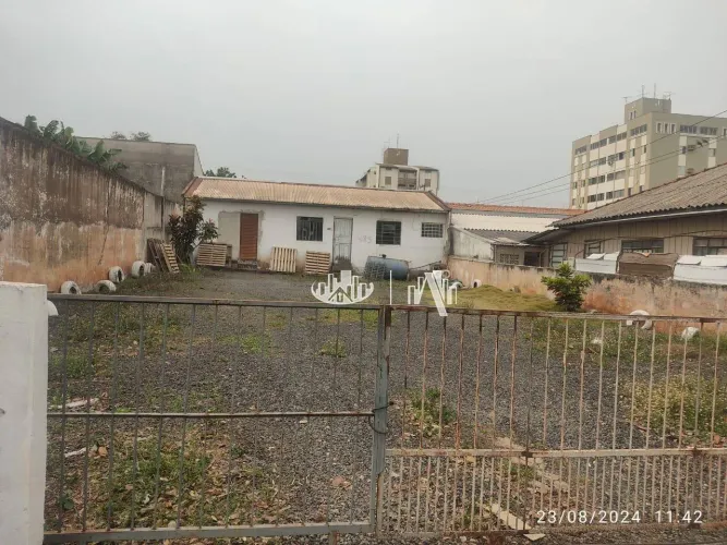Terreno à venda, 312 m² por R$ 690.000,00 - Centro - Londrina/PR