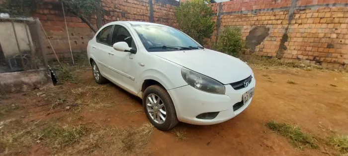 JAC J3 Turin Sedan 1.4 16V 4P Mec. 2013