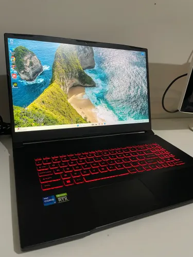 Notebook Gamer MSI Katana i7