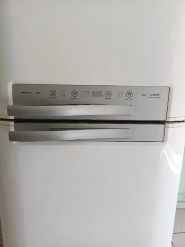 Geladeira Electrolux FROS FREE GRANDE