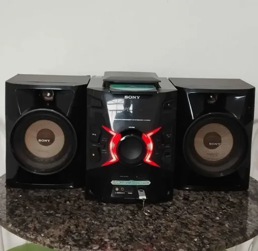 Som mini system Sony muito bom