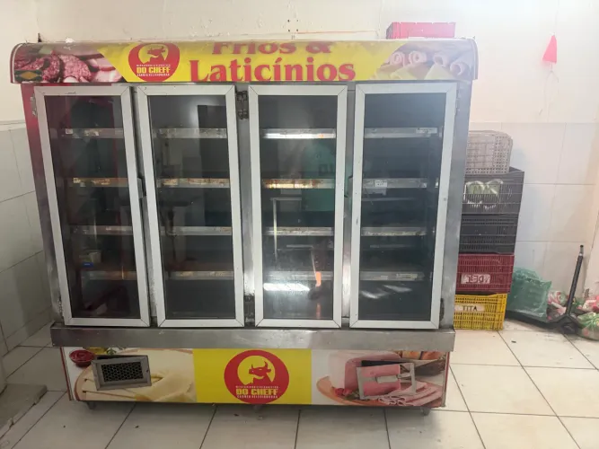 Frezer é bancada de carne