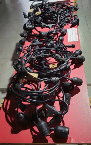VARAL DE LUZES PARA JARDIM