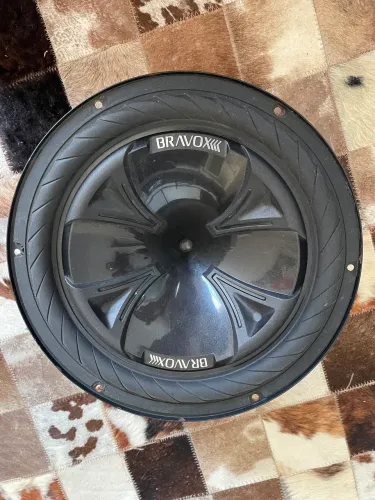 Alto falante bravo. 12? 350rms
