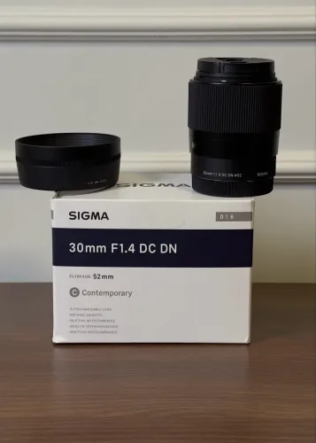 Lente Sigma 30mm F/1.4 para Sony