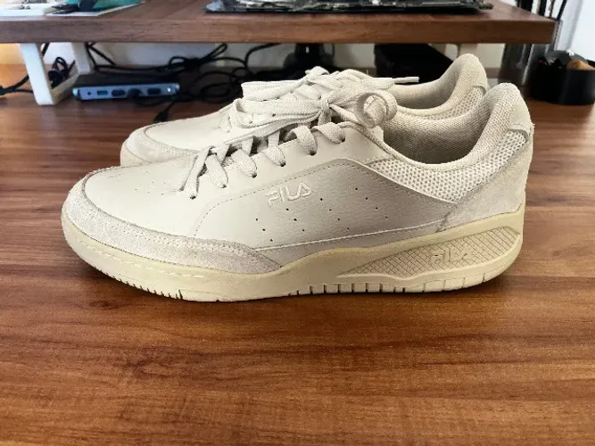tenis fila branco tamanho 41