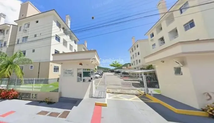 Apartamento semimobiliado em São Sebastião Palhoça