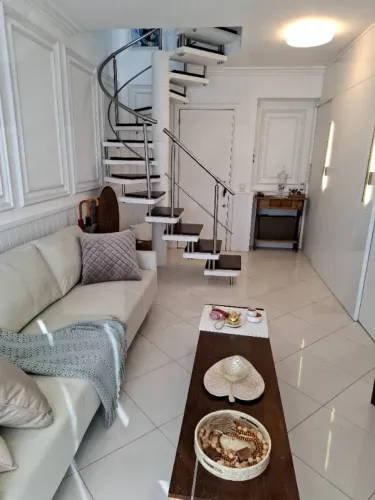 Venda de apartamento dúplex no centro de Florianópolis