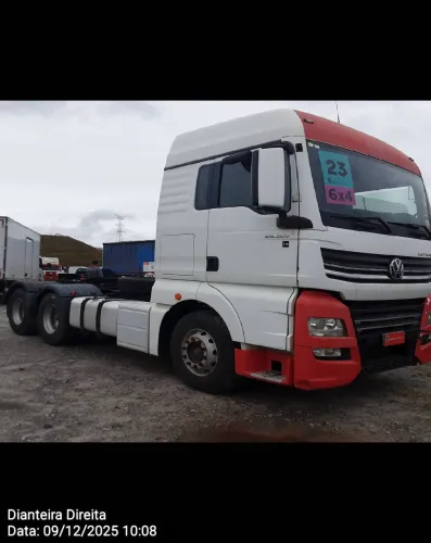 Volkswagen 29.520 Meteor 29.520 6x4 2p (diesel)(E5) 2022/2023 Vamos Seminovos Pinheirinho