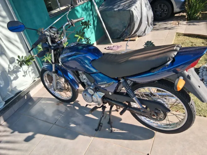 Honda Titan 2001