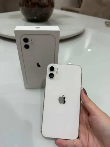 iPhone 11 Branco 128 GB