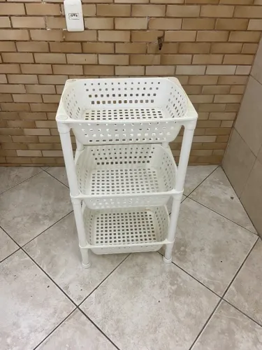 Fruteira de plástico montável