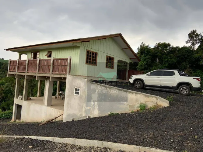 Chácara para comprar em Bateias, Campo Largo - PR