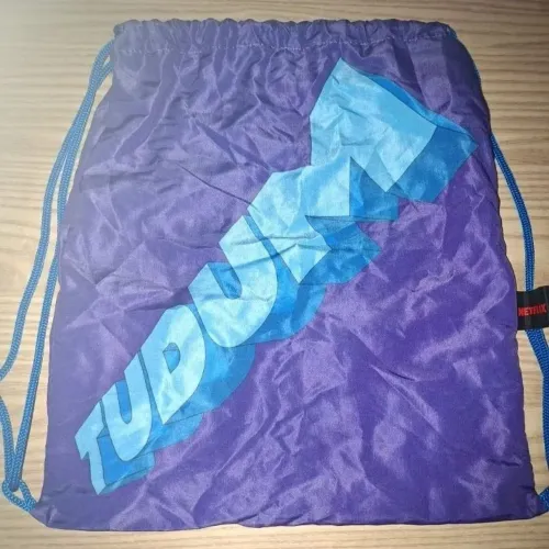 Mochila sacola Tudum Netflix 
