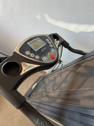 Esteira  Treo Fitness T102