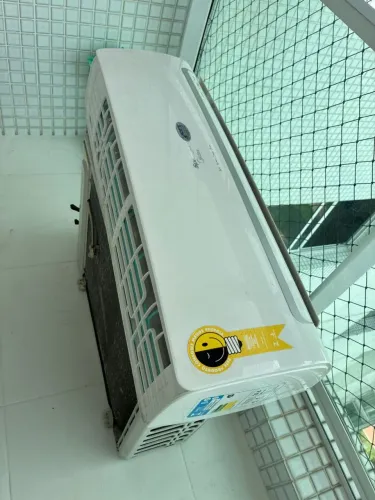 Ar-Condicionado Springer Midea Inverter 12.000 BTUs - 220V