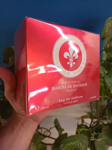 Princesse Marina de bourbon rouge Royal perfume paris feminino
