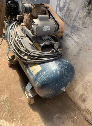 Compressor Chiaperini 15 pés 200ltrs 